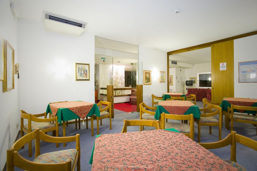 Hotel Metropol Caorle Exterior photo