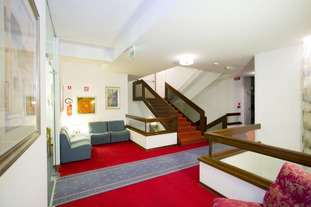 Hotel Metropol Caorle Exterior photo
