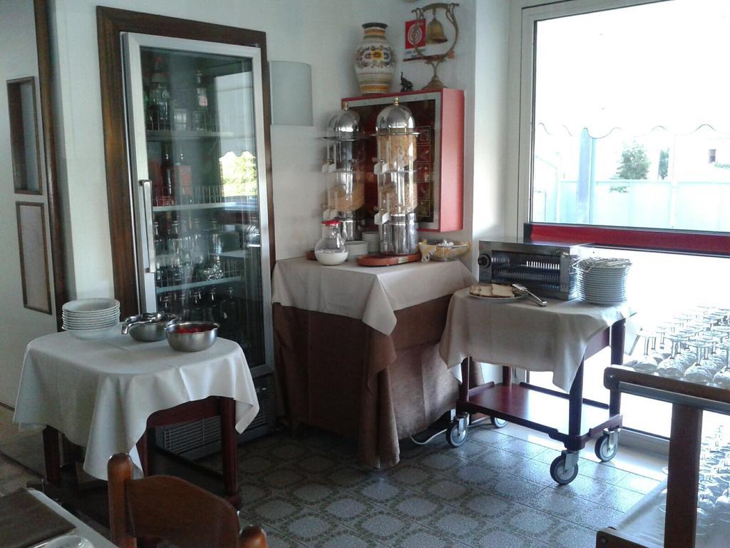 Hotel Metropol Caorle Exterior photo