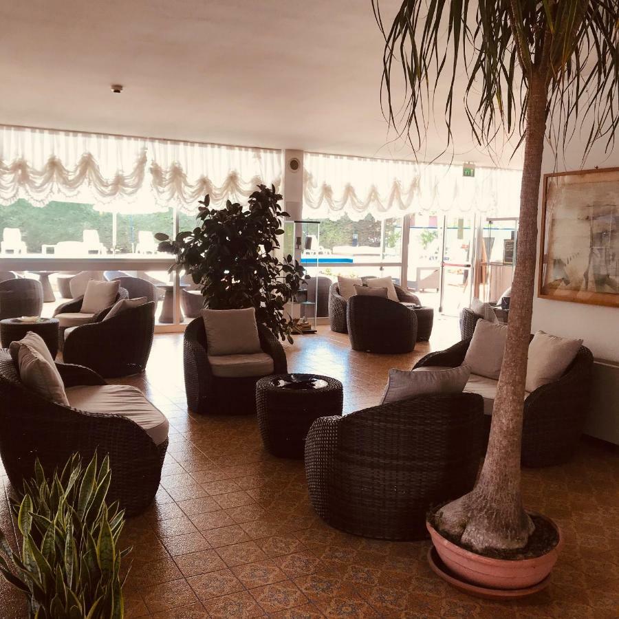 Hotel Metropol Caorle Exterior photo